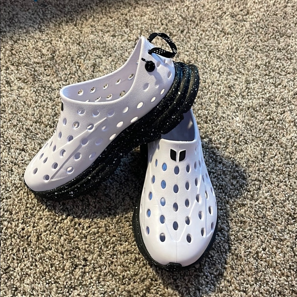 Kids White and Black KANE Shoes
